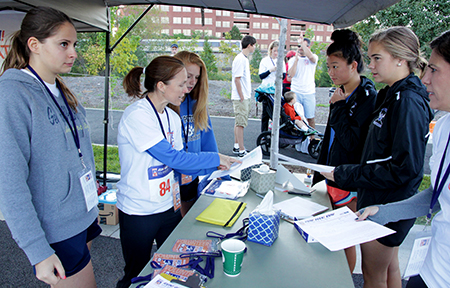 Onsite packet pick-up and registration opens!